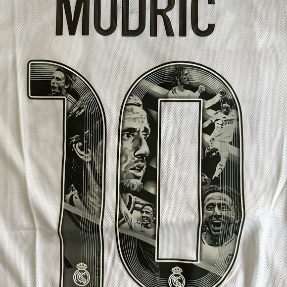 Modric jersey, #10 Real Madrid 25/26 home jersey memorial edition. size large - Picture 1 of 5